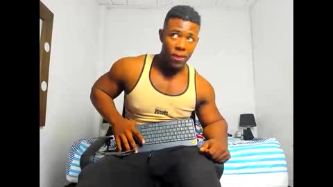 Snapshot of michael_smitht chatting on November 5, 2:00 am Michael online show from November 5, 2:00 am