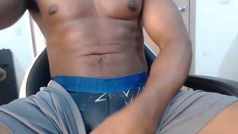 michael_thomsom online show from February 3, 1:51 pm