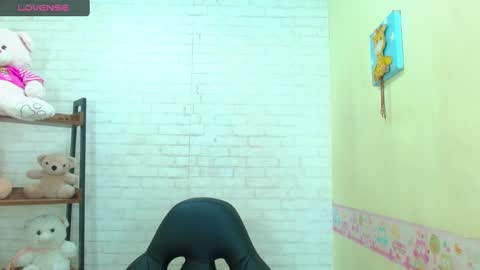 Snapshot of michael_twuis chatting on December 28, 8:58 am I AM MICHAEL online show from December 28, 8:58 am