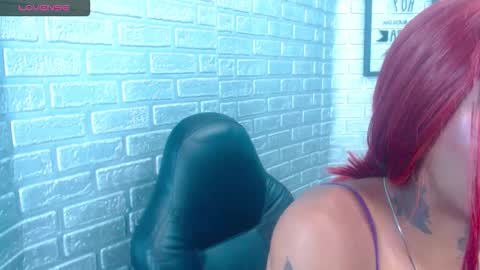 Snapshot of michael_twuis chatting on September 28, 3:12 am I AM MICHAEL online show from September 28, 3:12 am