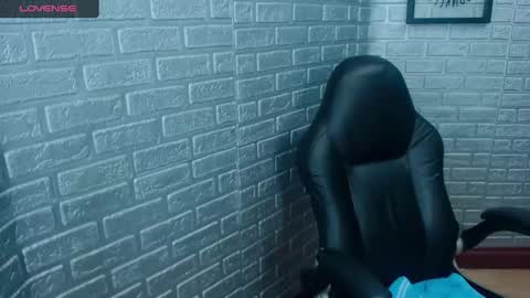 Snapshot of michael_twuis chatting on October 6, 6:38 pm I AM MICHAEL online show from October 6, 6:38 pm