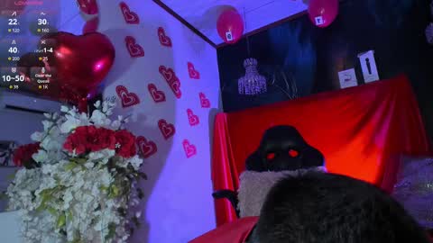 Snapshot of michaelbear_ chatting on February 14, 4:31 pm Michael online show from February 14, 4:31 pm