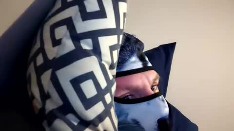 Snapshot of michaeldemeritt1985 chatting on December 20, 11:50 am michaeldemeritt1985 online show from December 20, 11:50 am