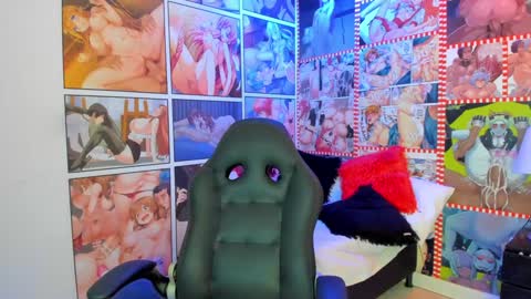 Snapshot of michel_lopez18 chatting on January 15, 8:05 pm michel_lopez18 online show from January 15, 8:05 pm