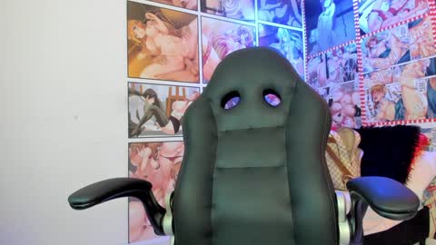 Snapshot of michel_lopez18 chatting on January 31, 10:52 am michel_lopez18 online show from January 31, 10:52 am