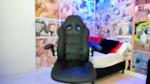 Snapshot of michel_lopez18 chatting on February 1, 10:59 am michel_lopez18 online show from February 1, 10:59 am