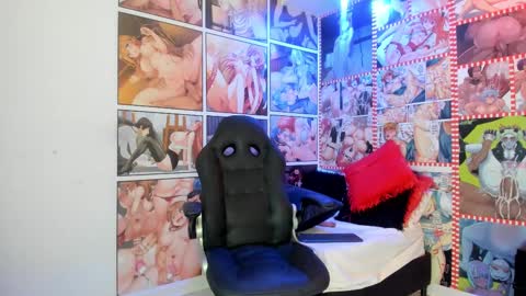 Snapshot of michel_lopez18 chatting on March 2, 1:36 am michel_lopez18 online show from March 2, 1:36 am