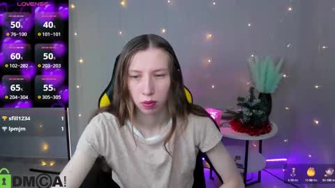 michele_mack online show from January 13, 3:01 am