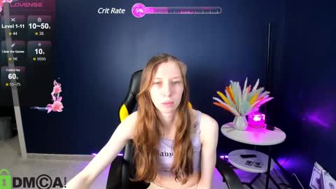 michele_mack online show from February 17, 2:53 am