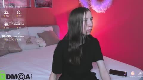 michele_mack online show from October 9, 2:53 am