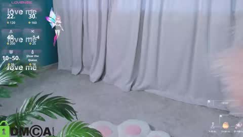 michele_mack online show from October 15, 2:55 am