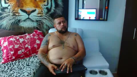 michell_myers online show from January 27, 8:49 pm