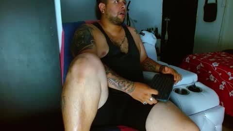 michell_myers online show from February 18, 11:08 pm