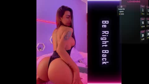 Snapshot of michelle_madson_ chatting on October 21, 11:05 pm michelle_madson_ online show from October 21, 11:05 pm