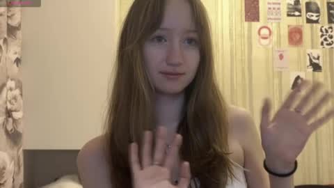 Snapshot of michelle_neely chatting on October 26, 9:31 pm michelle_neely online show from October 26, 9:31 pm