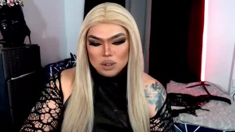 Michelle online show from October 30, 5:57 pm