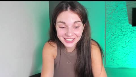 Michellee online show from September 23, 6:22 pm