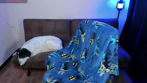 Snapshot of midnight07_ chatting on February 26, 4:25 am Blue online show from February 26, 4:25 am