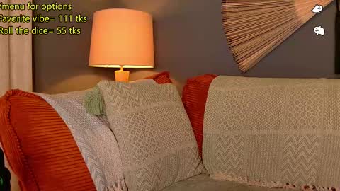 Snapshot of midnight__muse chatting on February 12, 7:23 am Rain online show from February 12, 7:23 am