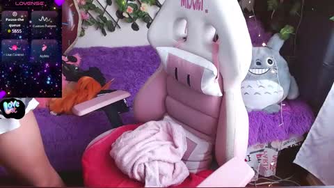 Snapshot of midoriquinn chatting on January 27, 2:35 pm Midori 7u7 online show from January 27, 2:35 pm