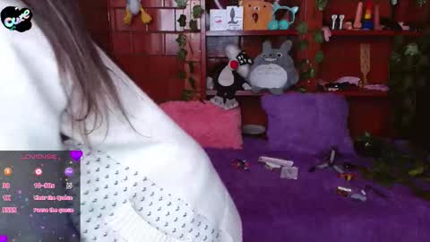 Snapshot of midoriquinn chatting on November 12, 3:23 pm Midori 7u7 online show from November 12, 3:23 pm