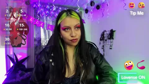 midory_ online show from October 31, 4:02 am