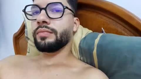 Snapshot of midoumas1 chatting on September 27, 4:12 pm Sam online show from September 27, 4:12 pm