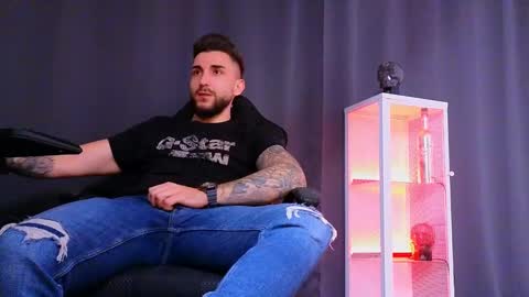 MightyAaron online show from February 13, 6:59 pm