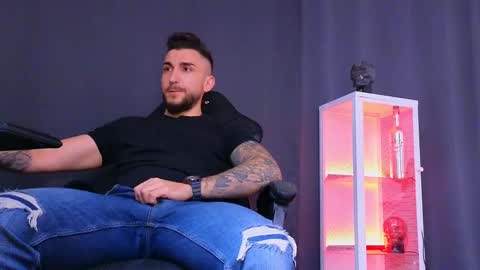 MightyAaron online show from February 20, 2:57 pm