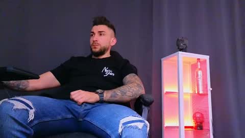 MightyAaron online show from February 22, 3:01 am