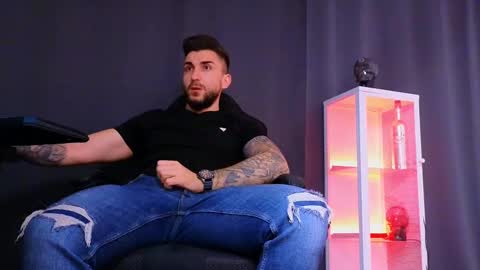 MightyAaron online show from March 2, 11:20 pm