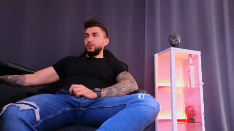 MightyAaron online show from March 8, 7:49 am