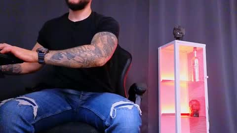 MightyAaron online show from March 9, 6:39 am