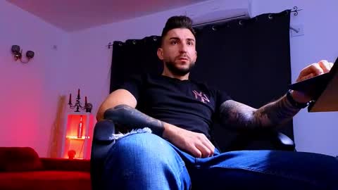 MightyAaron online show from September 15, 2:00 am