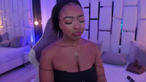 Miia Schwarz  online show from November 20, 11:48 pm