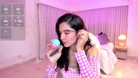 Mia online show from January 15, 3:33 am