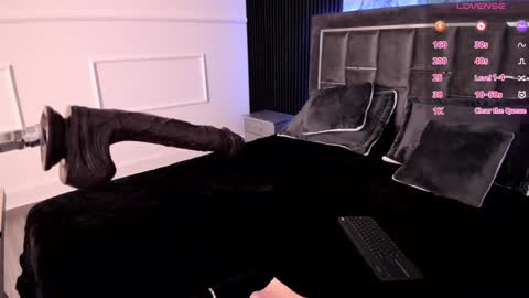 Mia Monroe online show from January 20, 10:59 pm