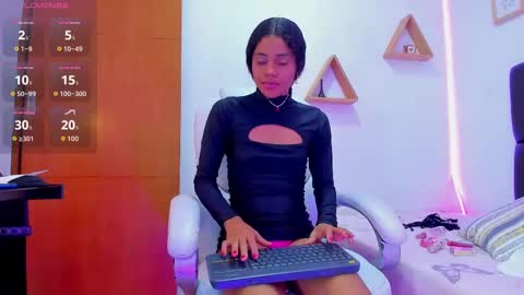 mia sofia online show from September 25, 7:06 pm