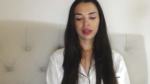 Snapshot of mika_gold7 chatting on September 9, 7:46 pm Mika online show from September 9, 7:46 pm