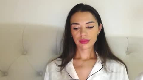 Snapshot of mika_gold7 chatting on September 11, 9:31 am Mika online show from September 11, 9:31 am