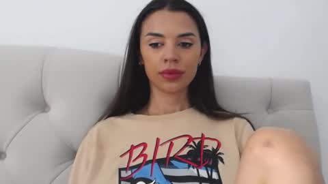 Snapshot of mika_gold7 chatting on September 12, 9:42 am Mika online show from September 12, 9:42 am