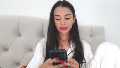 Snapshot of mika_gold7 chatting on September 21, 11:34 am Mika online show from September 21, 11:34 am