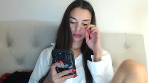 Snapshot of mika_gold7 chatting on September 24, 7:50 pm Mika online show from September 24, 7:50 pm