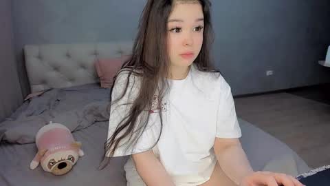 mikasssu online show from January 5, 1:15 pm