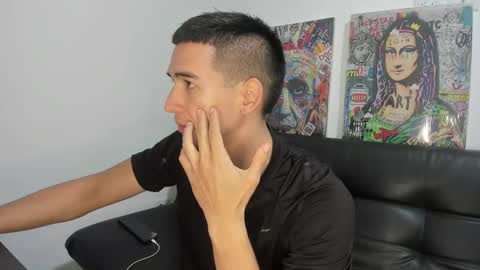 mike3xxx online show from September 18, 1:51 am