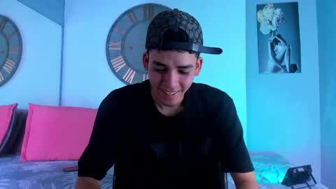 Mike 0233 online show from December 31, 4:06 am