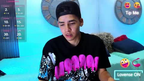 Mike 0233 online show from March 1, 4:04 am