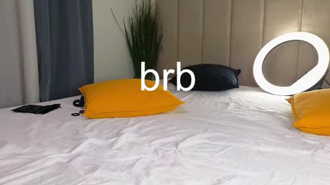 Snapshot of mike___magic chatting on February 4, 1:59 pm Mike Magic online show from February 4, 1:59 pm