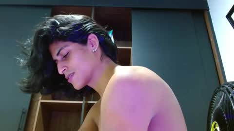 Snapshot of mike_d1030 chatting on November 2, 4:26 am mike_d1030 online show from November 2, 4:26 am