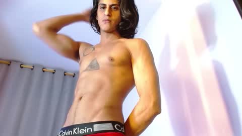 Snapshot of mike_d1030 chatting on December 16, 1:21 am mike_d1030 online show from December 16, 1:21 am